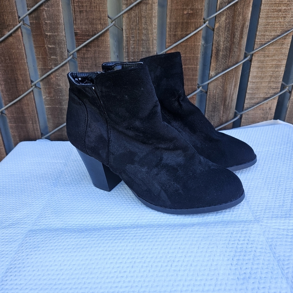 Charlotte Russe booties Women's Size 6 - Picture 2 of 16